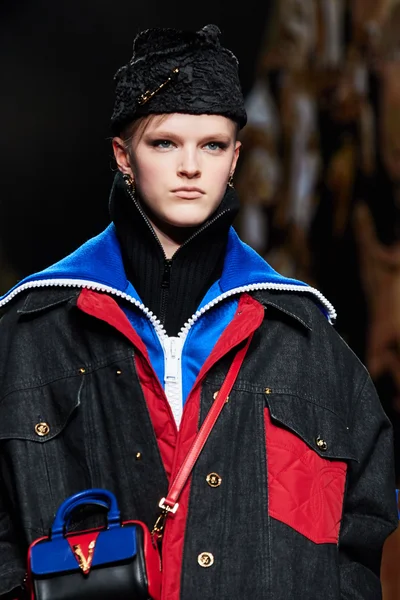 Look 58